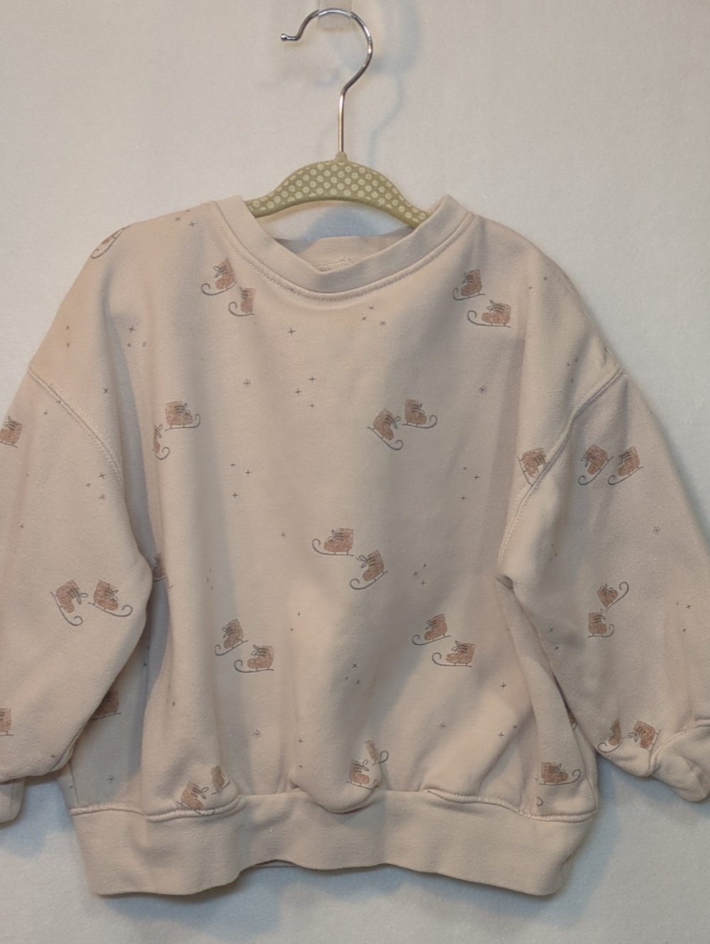 Rylee + Cru Cream Ice Skate Sweatshirt